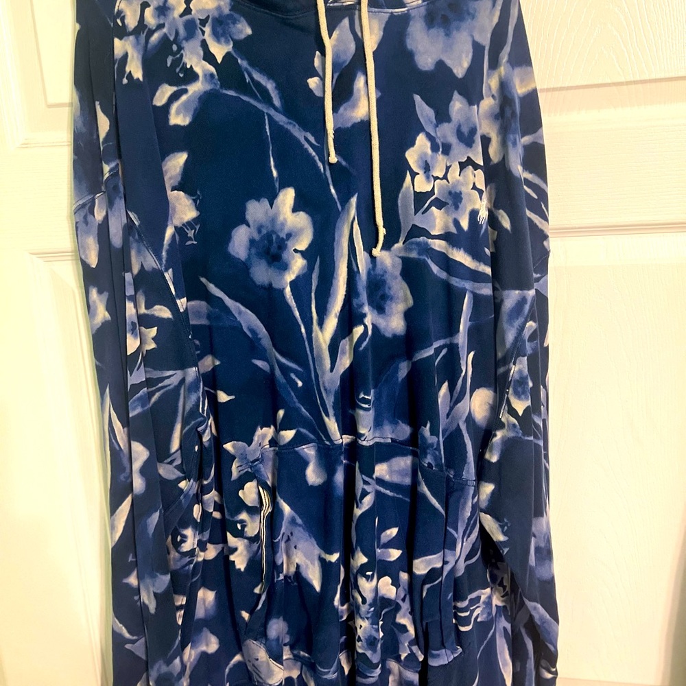 Mens Ralph Lauren hoodie.